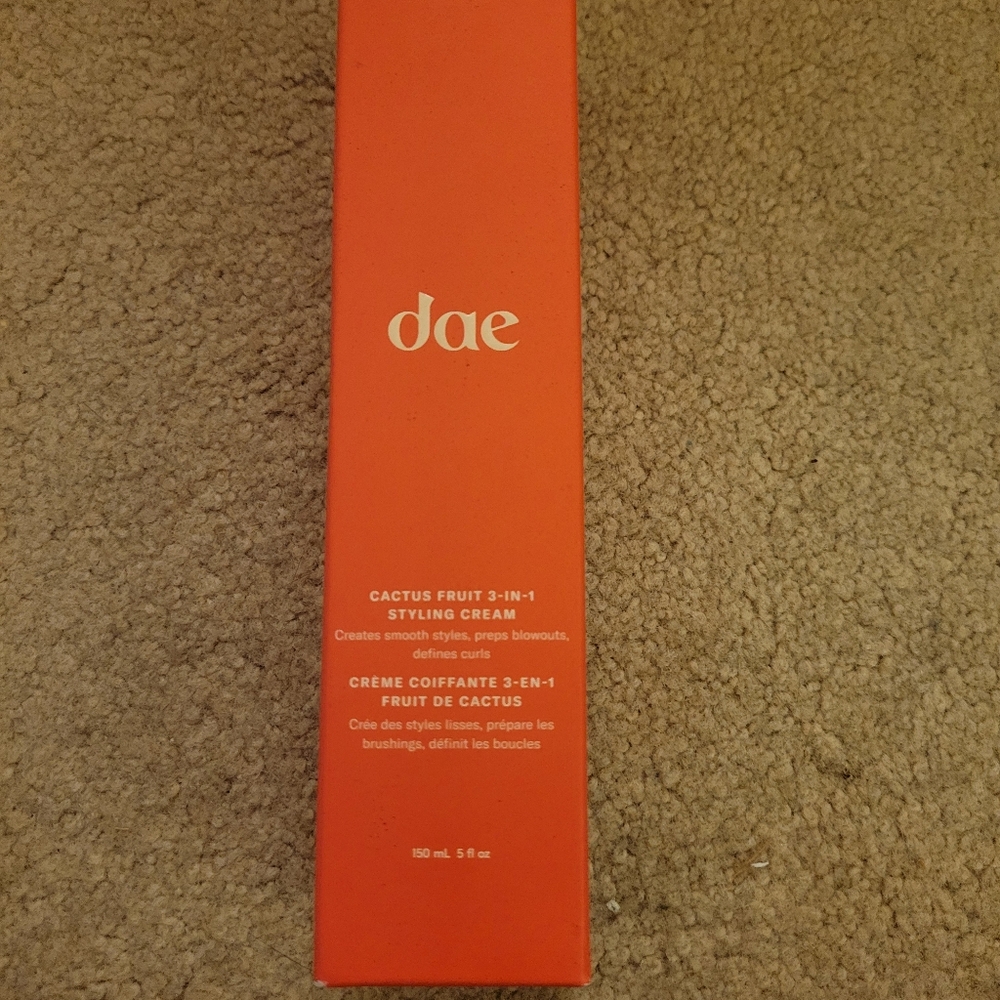 Dae Cactus Fruit 3-in-1 Styling Cream